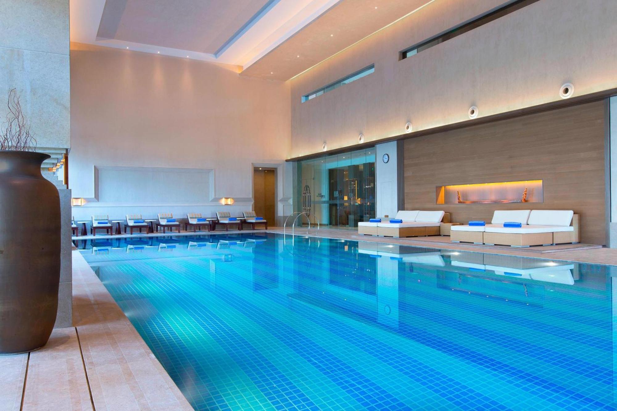 Sheraton Grand Xishuangbanna Hotel Jinghong Exteriör bild