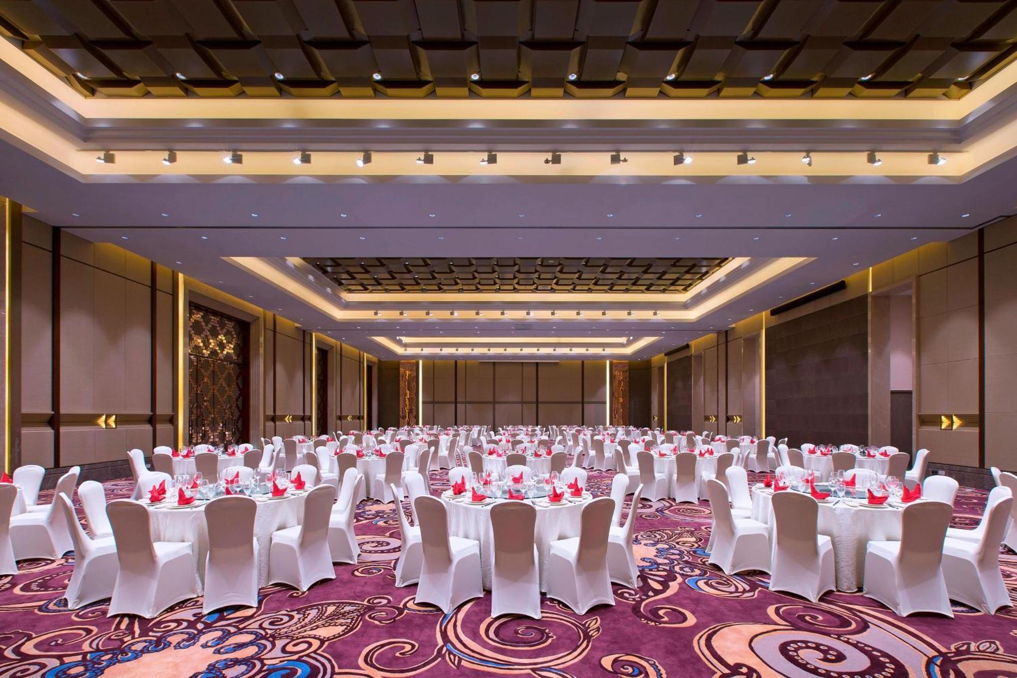 Sheraton Grand Xishuangbanna Hotel Jinghong Exteriör bild