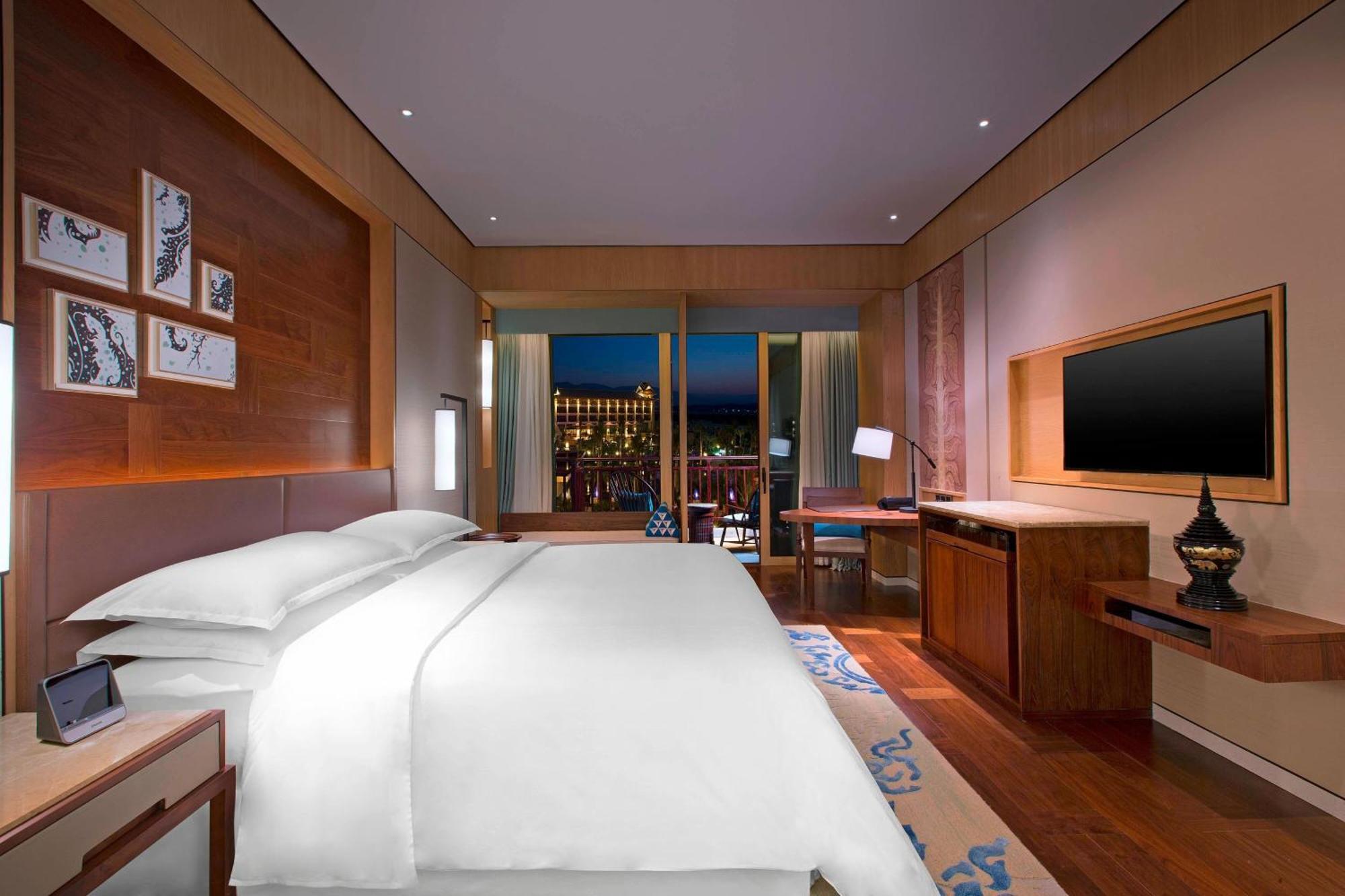 Sheraton Grand Xishuangbanna Hotel Jinghong Exteriör bild