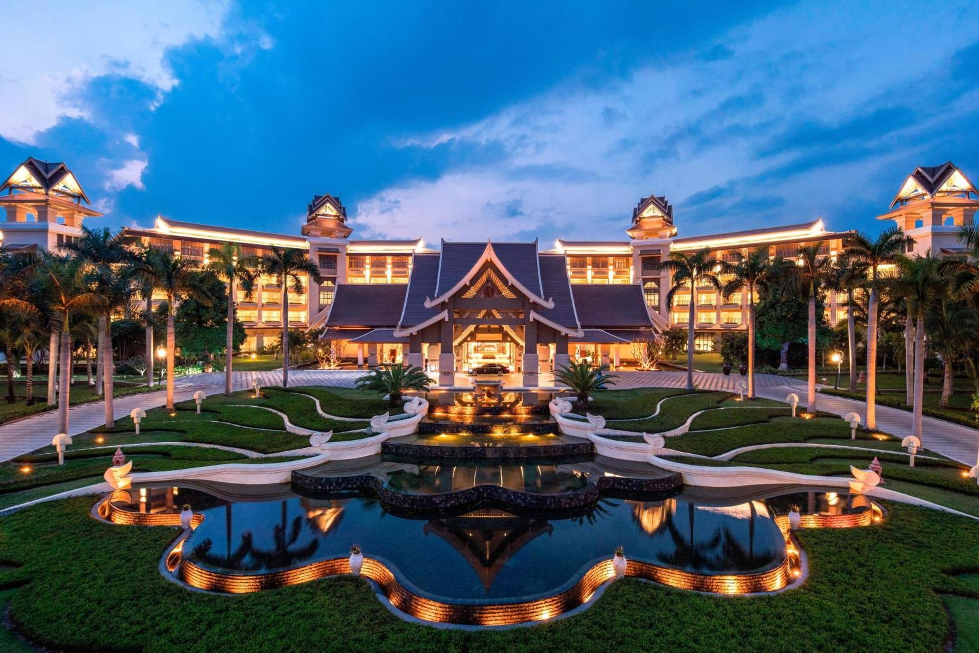Sheraton Grand Xishuangbanna Hotel Jinghong Exteriör bild